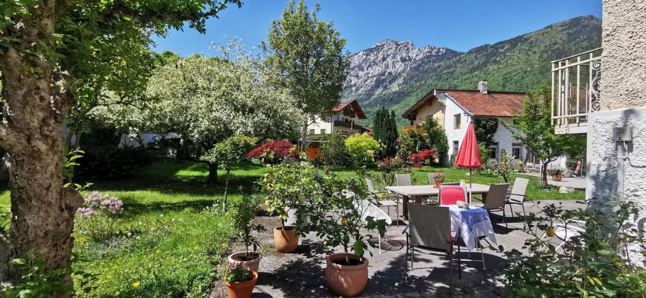 Villa Rosen - Ferienwohnungen Bad Reichenhall Esterno foto